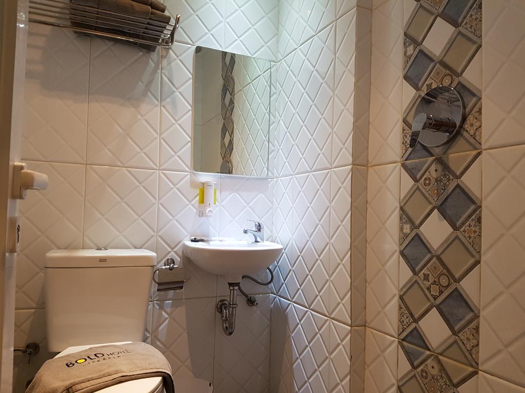 Bold Hotel Jakarta Extérieur photo