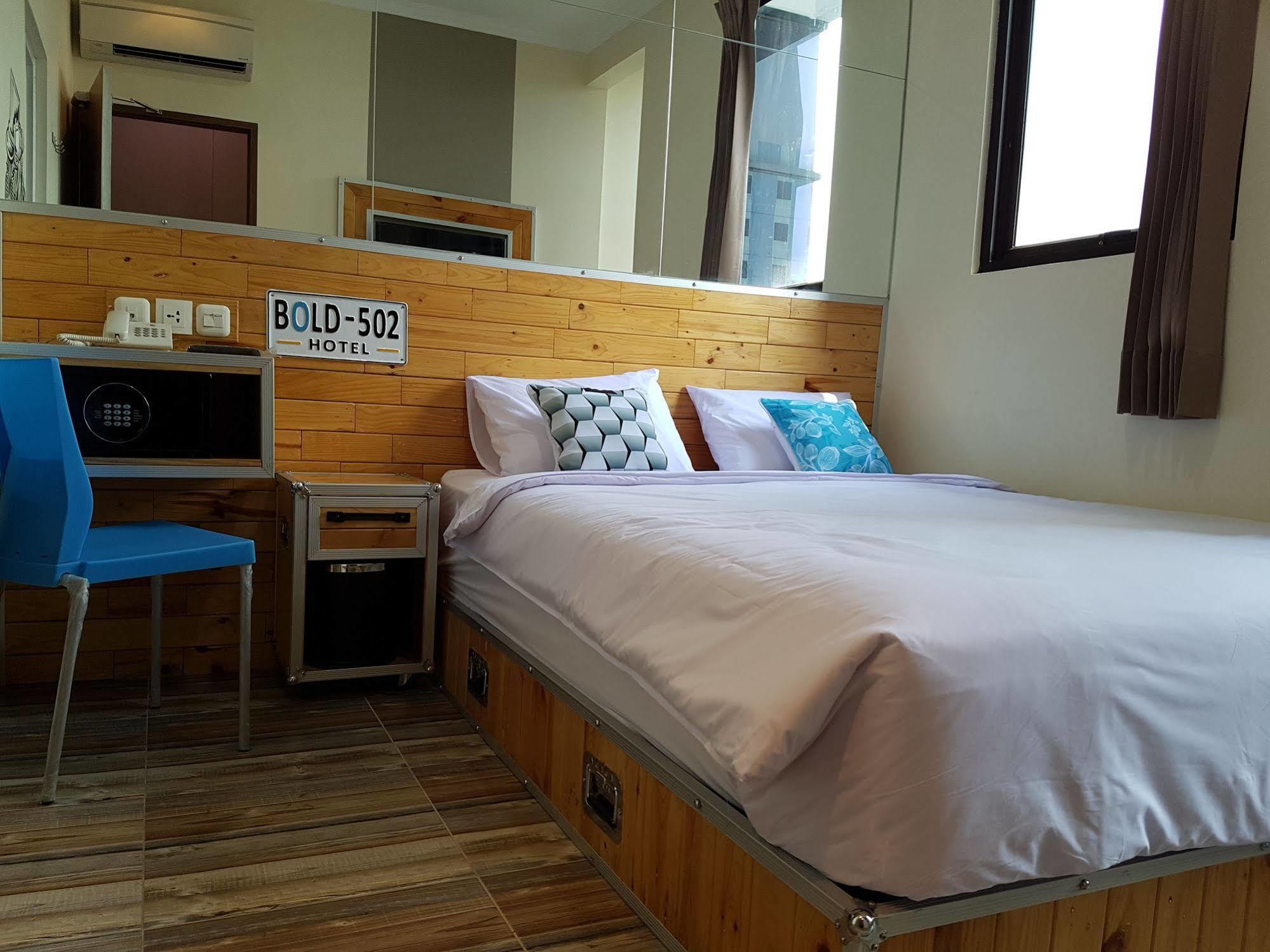 Bold Hotel Jakarta Extérieur photo