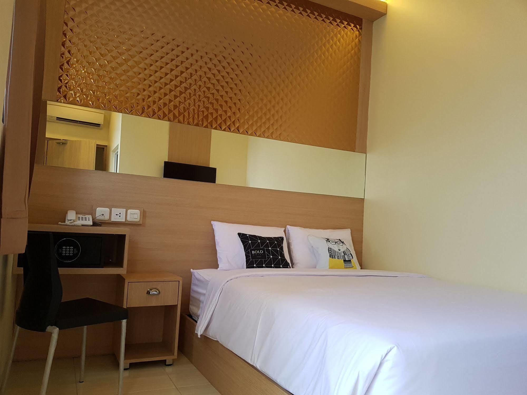 Bold Hotel Jakarta Extérieur photo